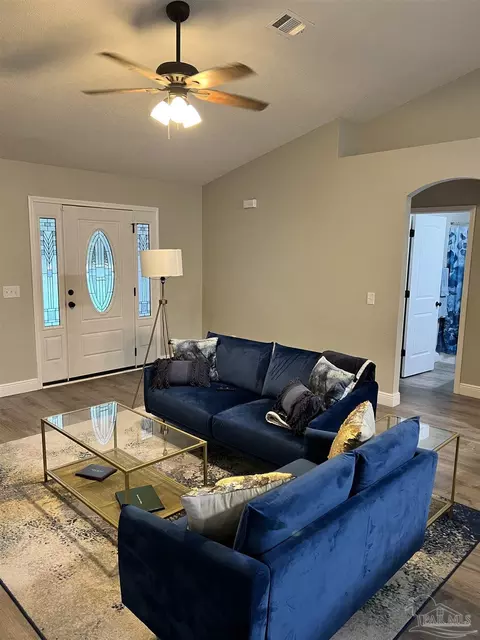 6461 Hunter St, Milton, FL 32570 photo 3
