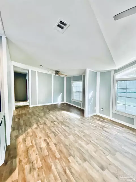 4200 Travis Cir, Pace, FL 32571 photo 3