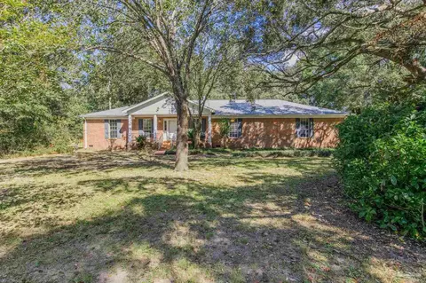 4810 Sierra Dr, Pensacola, FL 32526