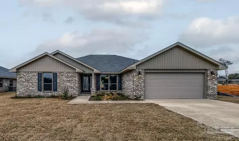 5681 Old Stone Blvd, Milton, FL 32570