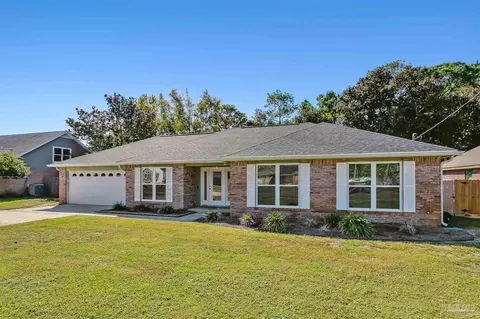 503 E Timberlake Dr, Mary Esther, FL 32569