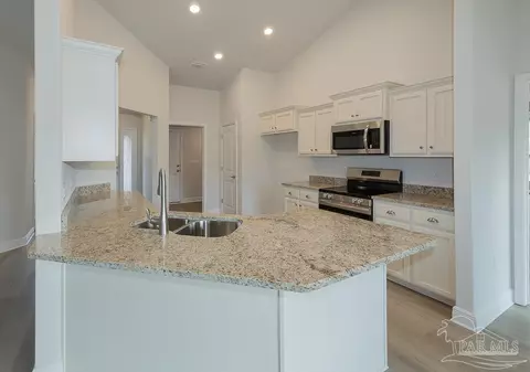 Kitchen - 5669 Old Stone Blvd, Milton, FL 32570 photo 1 of 3