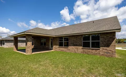 Exterior - 5669 Old Stone Blvd, Milton, FL 32570 photo 5 of 6
