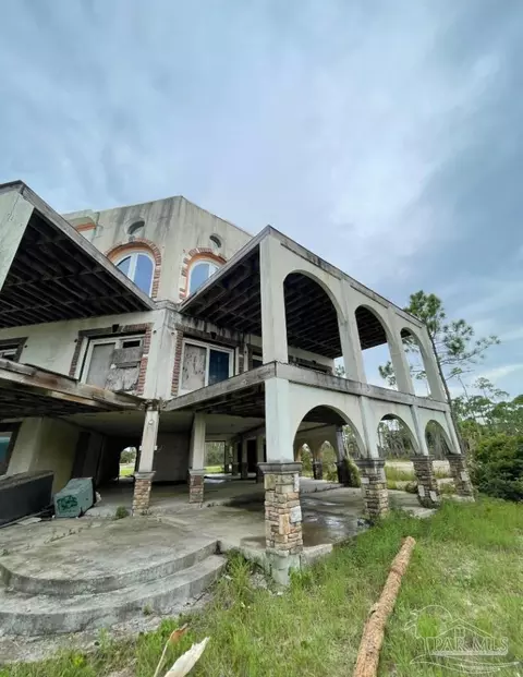 1163 Russell Way, Saint George Island, FL 32328