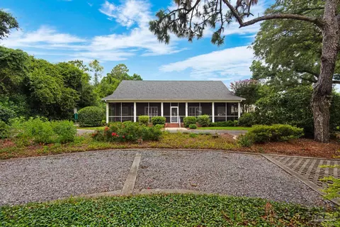 3711 Scenic Hwy, Pensacola, FL 32504