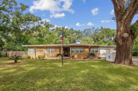 5 W Comanche Trl, Pensacola, FL 32506