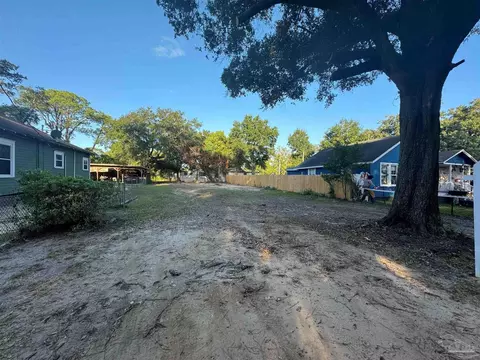 613 N R St, Pensacola, FL 32505