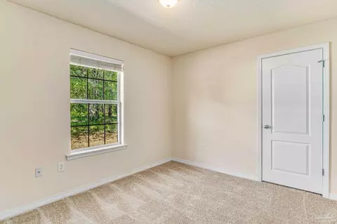 5296 Traci Dr, Milton, FL 32583 photo 17
