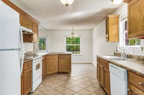 5296 Traci Dr, Milton, FL 32583 photo 32