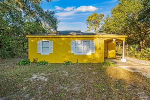 23 Lincoln Rd, Pensacola, FL 32507