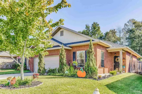 5797 Jade Moon Cir, Milton, FL 32583