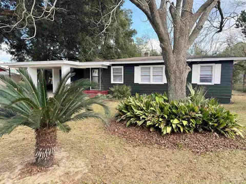 2020 N B St, Pensacola, FL 32501