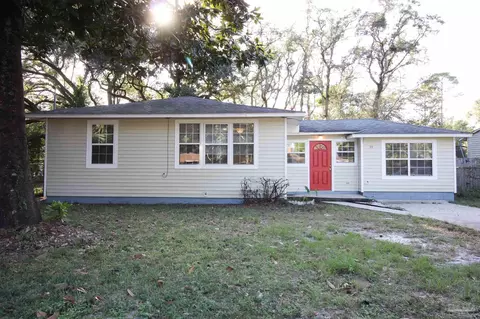 39 Kennington Dr, Pensacola, FL 32507