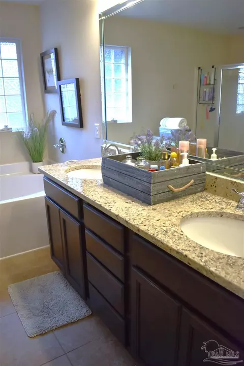 Bath - 6101 Dunridge Dr, Pace, FL 32571 photo 3 of 4