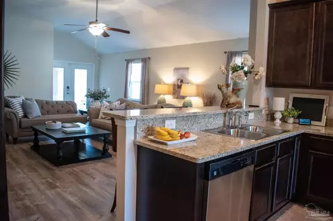 Kitchen - 6101 Dunridge Dr, Pace, FL 32571 photo 1 of 8