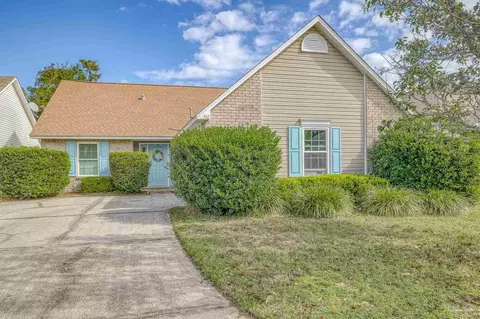 352 Mirabelle Dr, Pensacola, FL 32514