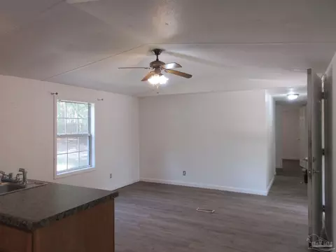 8670 Fields Rd, Milton, FL 32583 photo 6