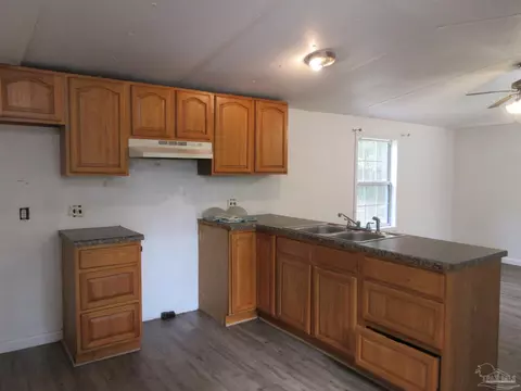 8670 Fields Rd, Milton, FL 32583 photo 12