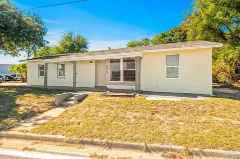 3010 Marques St, Pensacola, FL 32505