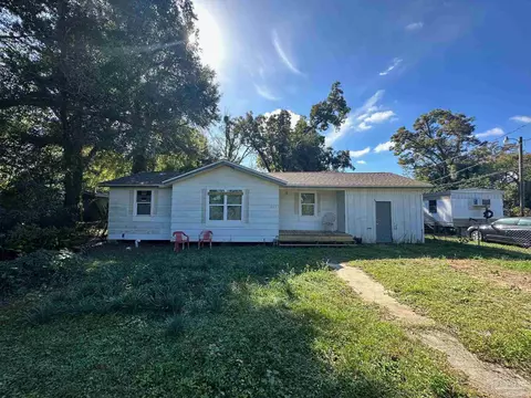 1807 W Lakeview Ave, Pensacola, FL 32501