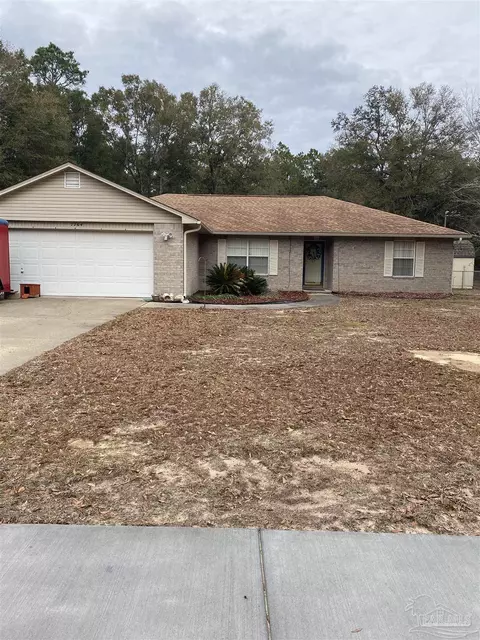 7764 Rustling Pines Dr, Milton, FL 32583