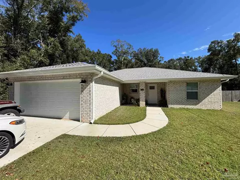 5626 Riviera Dr, Milton, FL 32583