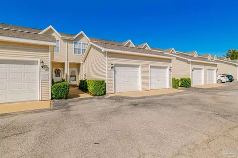 601 E Burgess Rd #K10, Pensacola, FL 32504