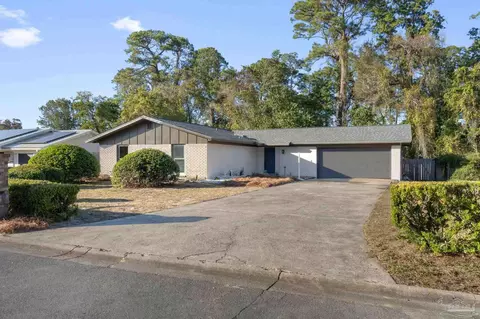 305 Biscayne Ln, Niceville, FL 32578