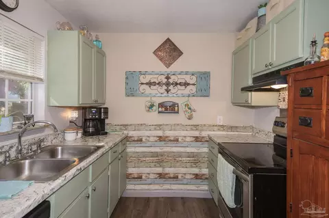 6475 Skyline Dr, Milton, FL 32570 photo 9
