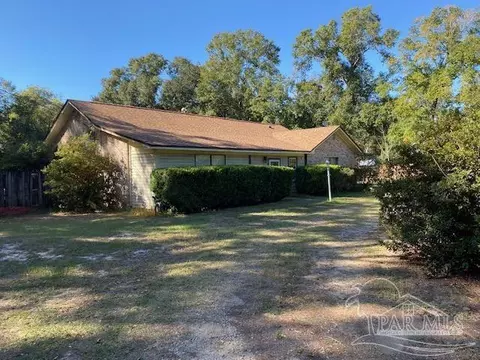 4121 Barclay Dr, Pace, FL 32571 photo 1