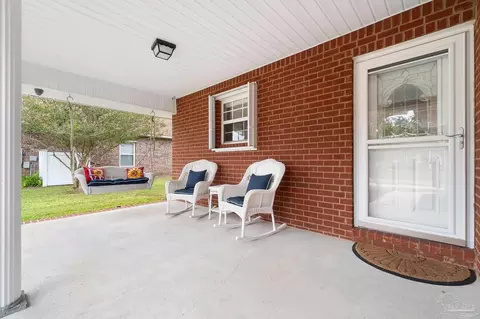 3889 Throne Ct, Milton, FL 32583 photo 4