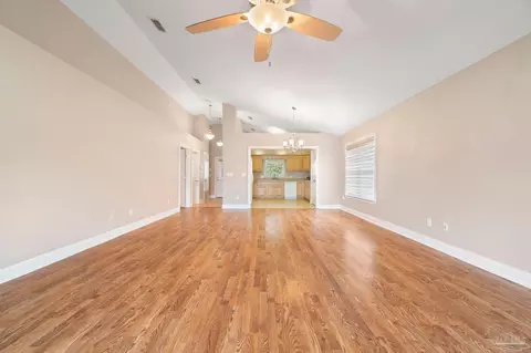 3889 Throne Ct, Milton, FL 32583 photo 8
