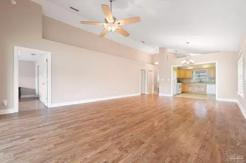3889 Throne Ct, Milton, FL 32583 photo 9