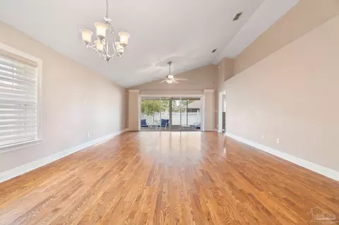 3889 Throne Ct, Milton, FL 32583 photo 7
