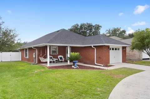 3889 Throne Ct, Milton, FL 32583 photo 3