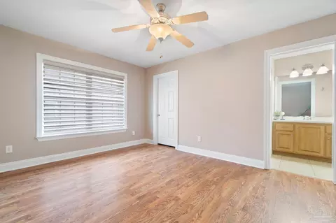 3889 Throne Ct, Milton, FL 32583 photo 21