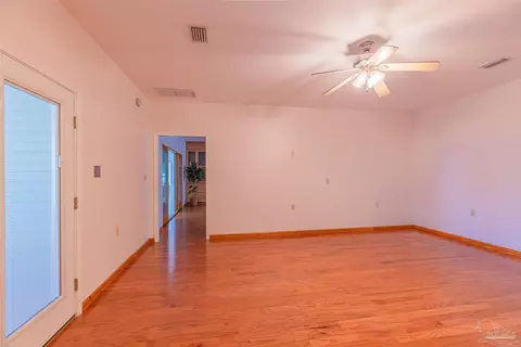 3146 Oakview Dr, Milton, FL 32583 photo 33