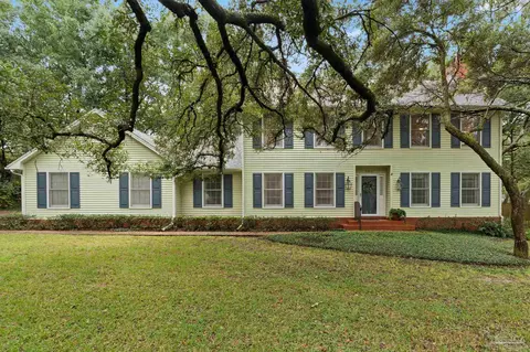 1313 Hound Chase Cir, Pensacola, FL 32514