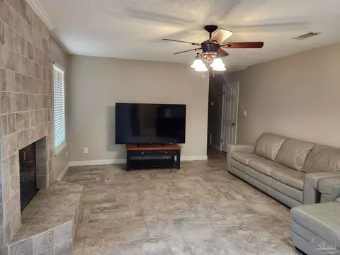 1636 Eagle Dr, Cantonment, FL 32533 photo 15