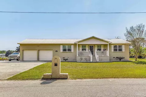 4949 San Juan St, Milton, FL 32583