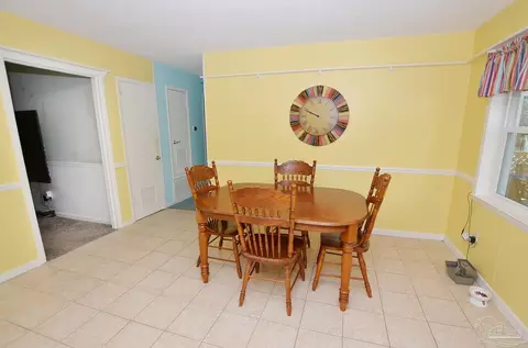5361 Traci Dr, Milton, FL 32583 photo 10