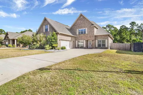1726 Twin Pine Blvd, Gulf Breeze, FL 32563
