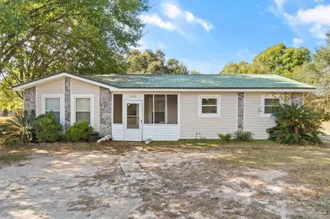 5515 Kim Dr, Milton, FL 32583