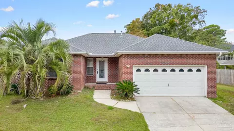 10229 Crest Ridge Dr, Pensacola, FL 32514