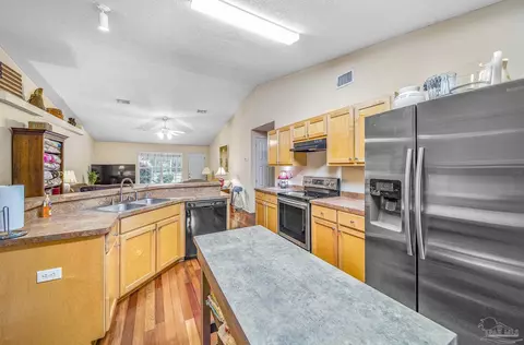 6018 Ridgeview Dr, Milton, FL 32570 photo 9