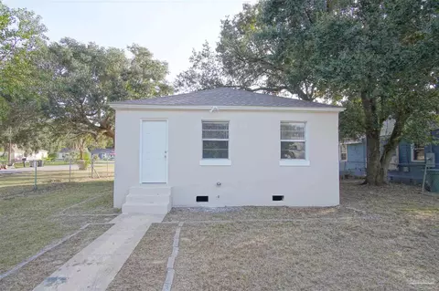 100 Cavalier Dr, Pensacola, FL 32507