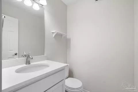 Bath - 3510 Ashmore Ln, Pace, FL 32571 photo 3 of 4