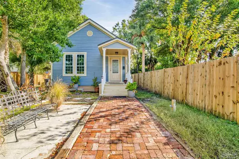 1012 N Davis Hwy, Pensacola, FL 32501