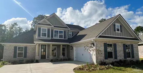 2990 Trestle Way, Cantonment, FL 32533