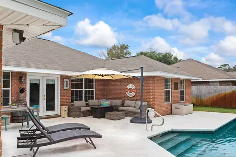 5030 Mandavilla Blvd, Gulf Breeze, FL 32563